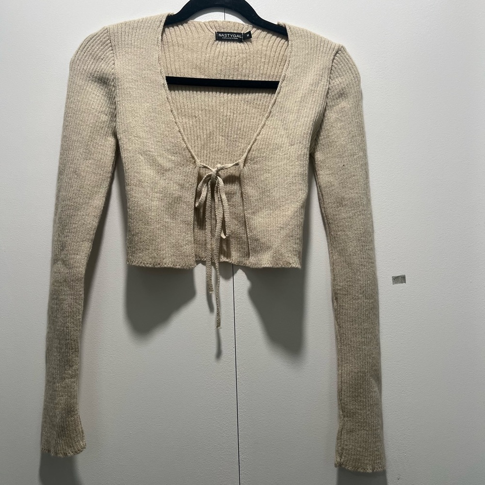 Nasty Gal //Front Tie Cropped Cardigan- Beige